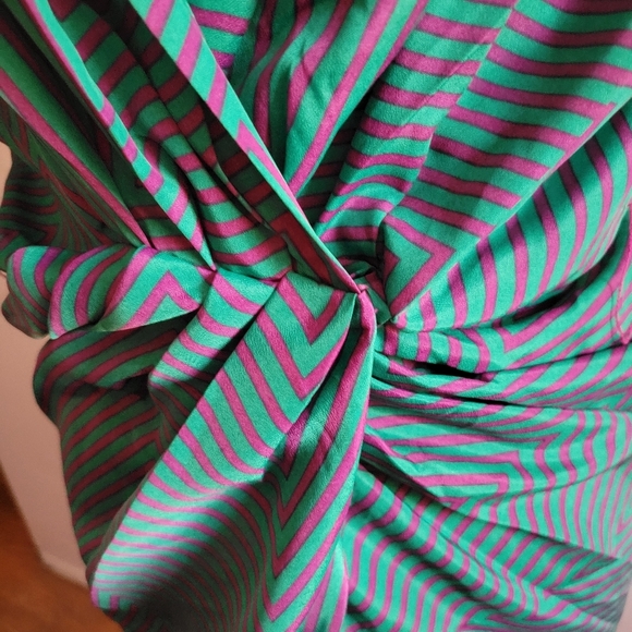 Vertigo Snap Waist Dress • Sleeveless • Striped • Size X-Small - Picture 2 of 7